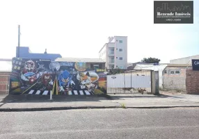 Foto 1 de Sobrado com 5 Quartos à venda, 218m² em Fazendinha, Curitiba