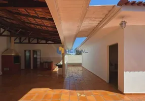 Foto 1 de Casa com 3 Quartos à venda, 489m² em Vila Morangueira, Maringá