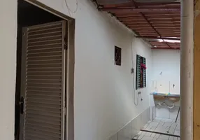 Foto 1 de Casa com 2 Quartos à venda, 200m² em Estancia Mestre D Armas III, Brasília