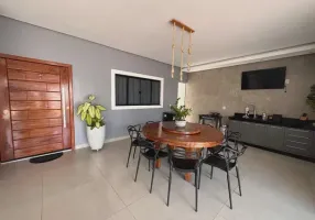 Foto 1 de Casa de Condomínio com 2 Quartos à venda, 88m² em Lagoa da Conceição, Florianópolis