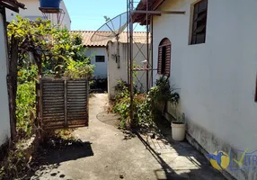 Foto 1 de Casa com 3 Quartos à venda, 247m² em Vila Santa Helena, Goiânia