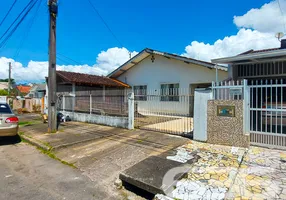 Foto 1 de Casa com 3 Quartos à venda, 130m² em Adhemar Garcia, Joinville