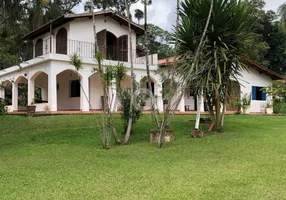 Foto 1 de Fazenda/Sítio com 2 Quartos à venda, 243m² em do Carmo Canguera, São Roque