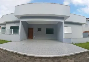 Foto 1 de Casa de Condomínio com 4 Quartos à venda, 200m² em Jardim Três Marias, Peruíbe