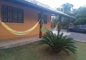 Foto 1 de Casa com 2 Quartos à venda, 80m² em Guarda do Embau Ens Brito, Palhoça