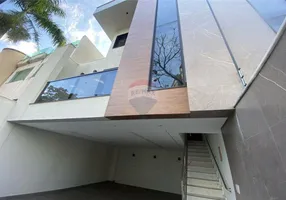 Foto 1 de Casa com 3 Quartos à venda, 186m² em Dona Clara, Belo Horizonte