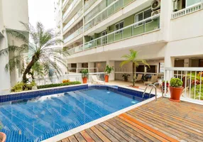 Foto 1 de Apartamento com 3 Quartos para alugar, 91m² em Botafogo, Rio de Janeiro
