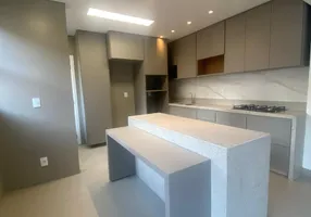 Foto 1 de Apartamento com 2 Quartos para alugar, 85m² em Savassi, Belo Horizonte