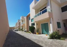 Foto 1 de Casa de Condomínio com 4 Quartos para alugar, 140m² em Pitangueiras, Lauro de Freitas