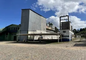 Foto 1 de Galpão/Depósito/Armazém com 3 Quartos à venda, 645m² em Centro, Canguçu