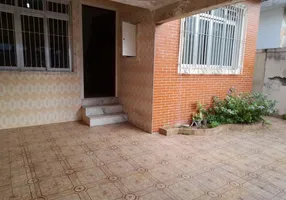 Foto 1 de Sobrado com 4 Quartos à venda, 280m² em Vila Valença, São Vicente