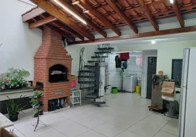 Foto 1 de Sobrado com 3 Quartos à venda, 180m² em Jaçanã, São Paulo