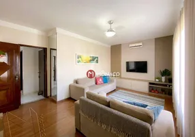 Foto 1 de Casa com 3 Quartos à venda, 138m² em São Vicente, Londrina