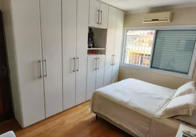 Foto 1 de Sobrado com 3 Quartos à venda, 180m² em Jardim Bonfiglioli, São Paulo