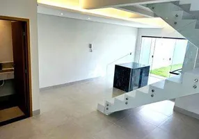 Foto 1 de Sobrado com 2 Quartos à venda, 88m² em Shopping Park, Uberlândia