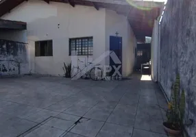 Foto 1 de Casa com 2 Quartos à venda, 71m² em Vera Cruz, Mongaguá