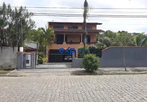 Foto 1 de Sobrado com 4 Quartos à venda, 280m² em Floresta, Joinville