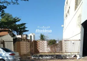 Foto 1 de Lote/Terreno para alugar, 300m² em Centro, Uberlândia