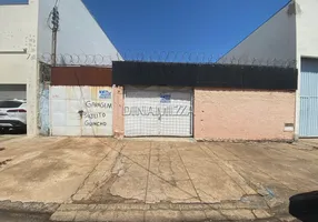 Foto 1 de Casa com 2 Quartos para alugar, 68m² em São Benedito, Uberaba