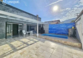 Foto 1 de Casa com 3 Quartos à venda, 200m² em Solemar, Praia Grande