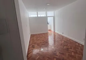 Foto 1 de Apartamento com 1 Quarto para alugar, 34m² em Copacabana, Rio de Janeiro