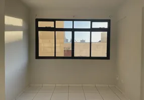 Foto 1 de Apartamento com 3 Quartos para alugar, 90m² em Zona 01, Maringá