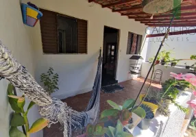 Foto 1 de Casa com 4 Quartos à venda, 120m² em Bom Sossego, Ribeirão das Neves