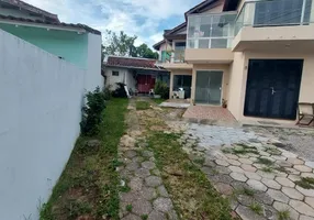 Foto 1 de Casa com 2 Quartos à venda, 60m² em Ingleses do Rio Vermelho, Florianópolis