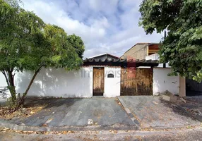 Foto 1 de Casa com 3 Quartos à venda, 180m² em Jardim dos Estados, Taubaté