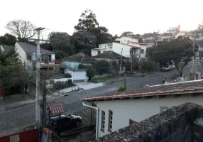 Foto 1 de Casa com 4 Quartos à venda, 180m² em Nonoai, Porto Alegre