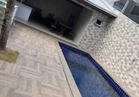 Foto 1 de Sobrado com 3 Quartos para alugar, 150m² em Barra, Balneário Camboriú