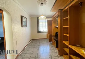 Foto 1 de Apartamento com 3 Quartos à venda, 63m² em Mosela, Petrópolis