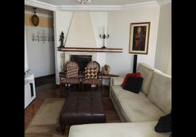 Apartamento com 4 Quartos à venda, 150m²