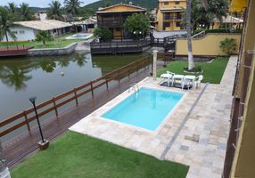 Casa de Condomínio com 2 Quartos para alugar, 90m²