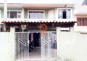Casa de Condomínio com 3 Quartos à venda, 121m²