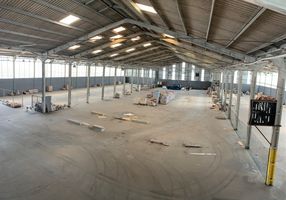 Galpão/Depósito/Armazém à venda, 7000m²