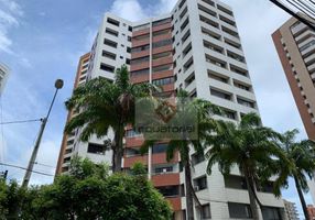 Apartamento com 3 Quartos para venda ou aluguel, 137m²