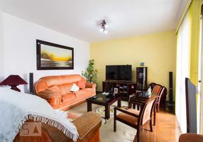 Apartamento com 3 Quartos à venda, 128m²
