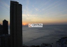 Apartamento com 3 Quartos para alugar, 136m²
