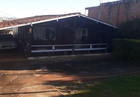 Casa com 3 Quartos à venda, 400m²