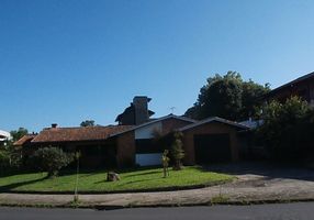 Casa com 4 Quartos à venda, 265m²