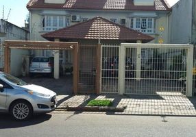 Casa com 3 Quartos à venda, 216m²