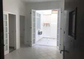 Apartamento com 1 Quarto para alugar, 35m²