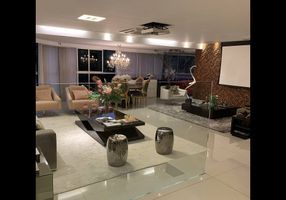 Apartamento com 5 Quartos à venda, 440m²