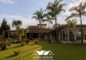 Fazenda/Sítio com 6 Quartos à venda, 23353m²