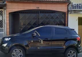 Casa com 2 Quartos à venda, 175m²