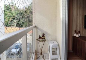 Apartamento com 2 Quartos para alugar, 52m²