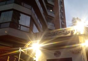 Apartamento com 5 Quartos à venda, 180m²