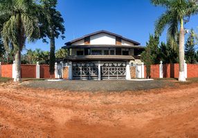 Fazenda/Sítio com 9 Quartos à venda, 1000m²