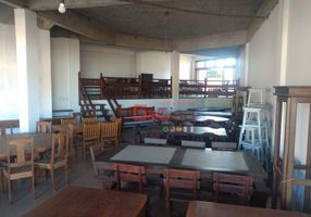 Ponto Comercial para alugar, 143m²